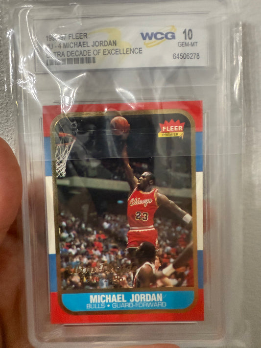 Michael Jordan 1996-97 Fleer #U- 4 Ultra Decade Of Excellence PSA 10