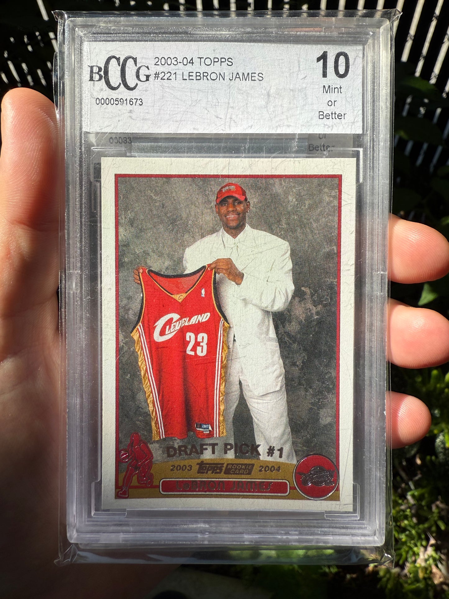 2003-2004 topps #221 LeBron James Gem 10 Rookie